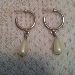 Faux pearl costume earrings